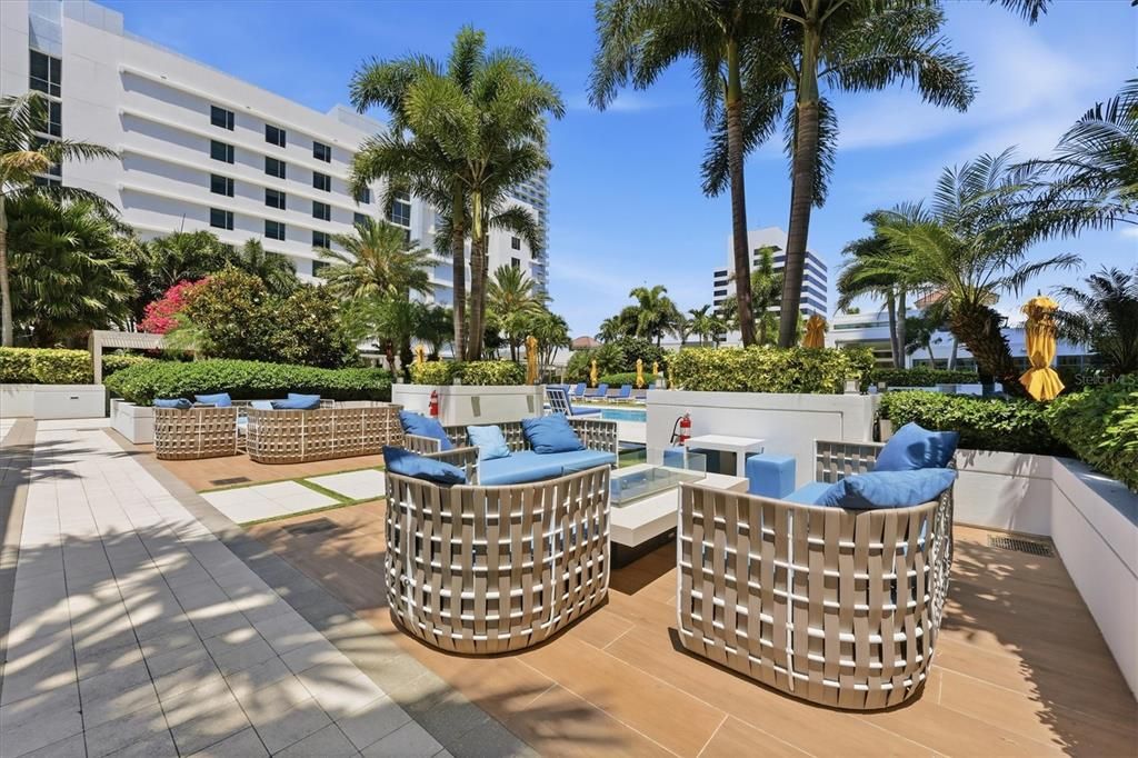 For Rent: $9,000 (2 beds, 2 baths, 1431 Square Feet)