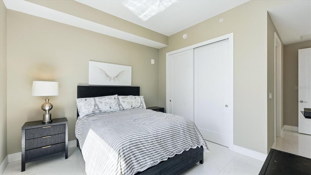 For Rent: $9,000 (2 beds, 2 baths, 1431 Square Feet)