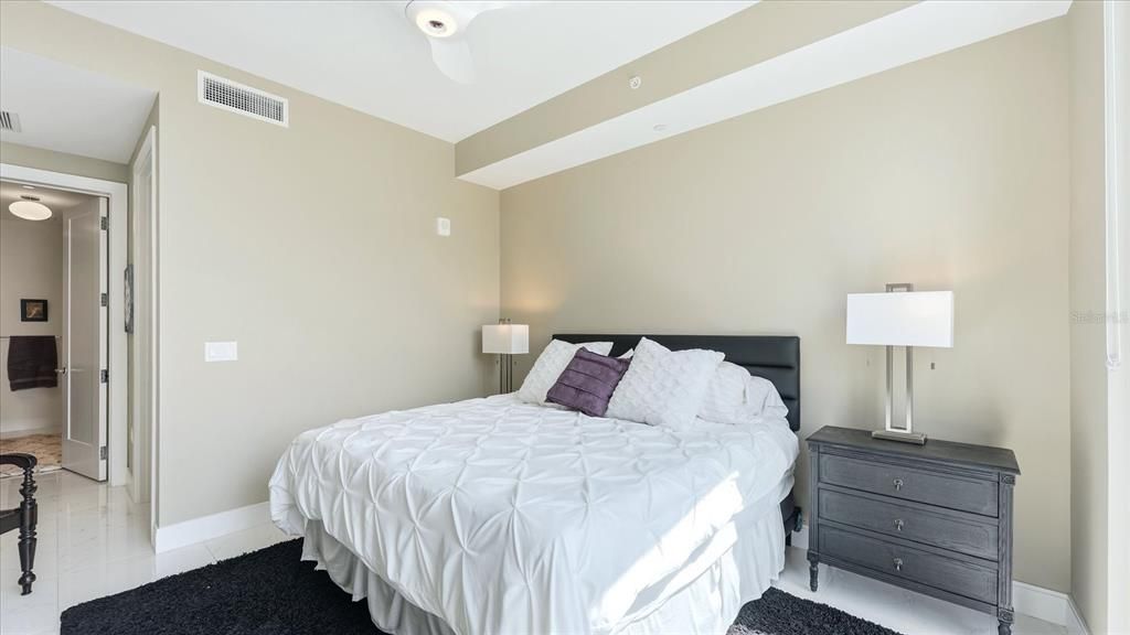 For Rent: $9,000 (2 beds, 2 baths, 1431 Square Feet)