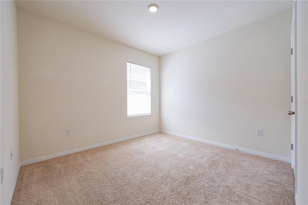 For Rent: $2,200 (4 beds, 2 baths, 1846 Square Feet)