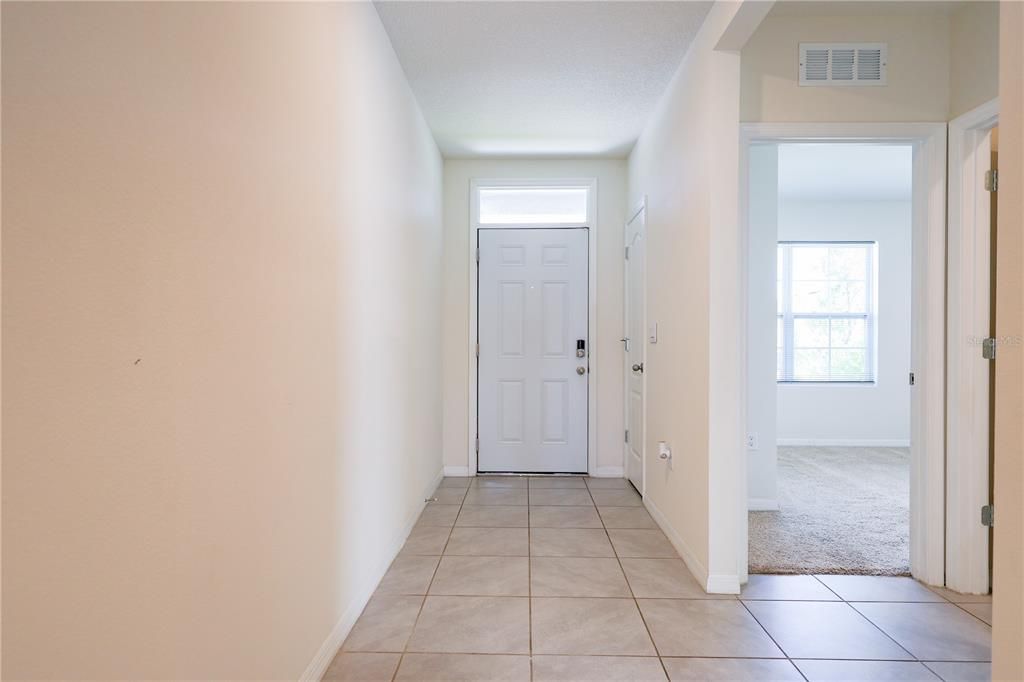 For Rent: $2,200 (4 beds, 2 baths, 1846 Square Feet)