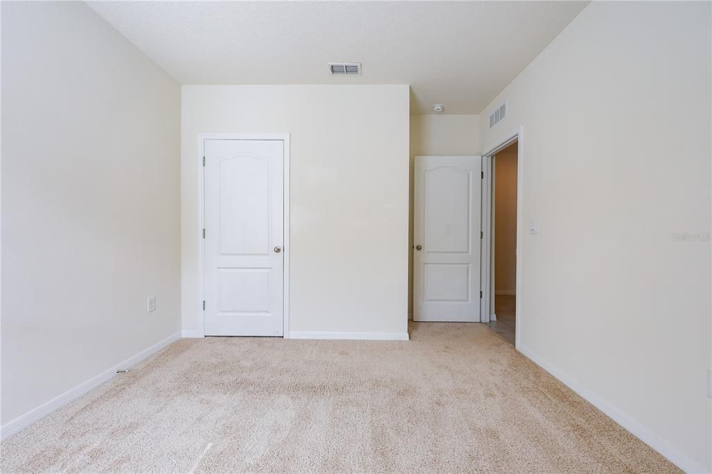 For Rent: $2,200 (4 beds, 2 baths, 1846 Square Feet)