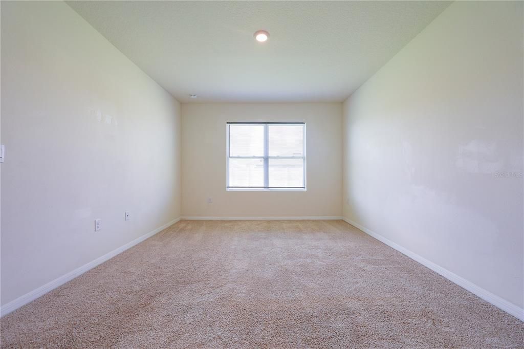 For Rent: $2,200 (4 beds, 2 baths, 1846 Square Feet)