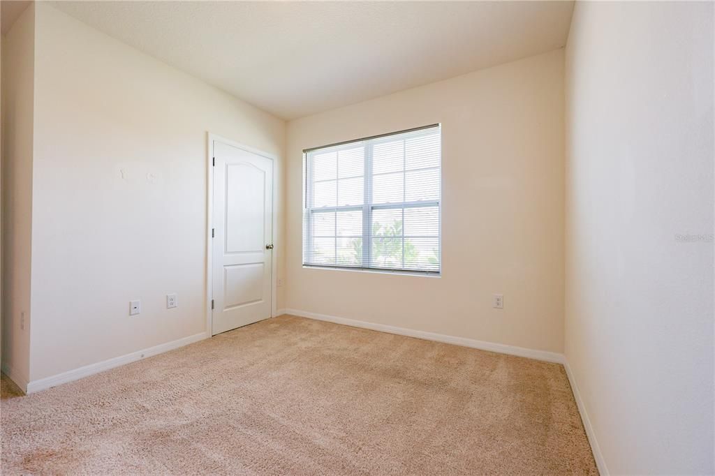 For Rent: $2,200 (4 beds, 2 baths, 1846 Square Feet)