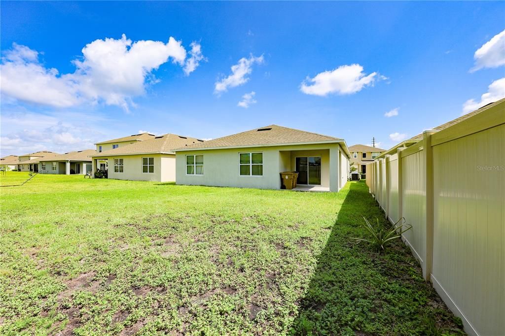 For Rent: $2,200 (4 beds, 2 baths, 1846 Square Feet)