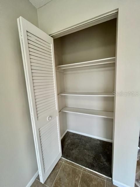 В аренду: $1,395 (2 спален, 1 ванн, 896 Квадратных фут)