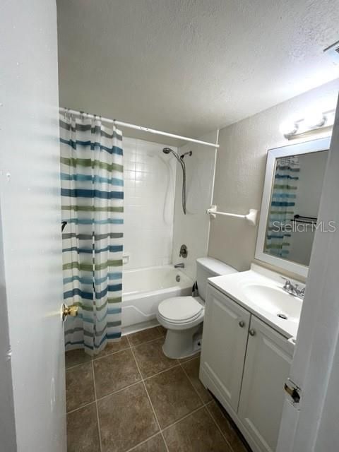 В аренду: $1,395 (2 спален, 1 ванн, 896 Квадратных фут)