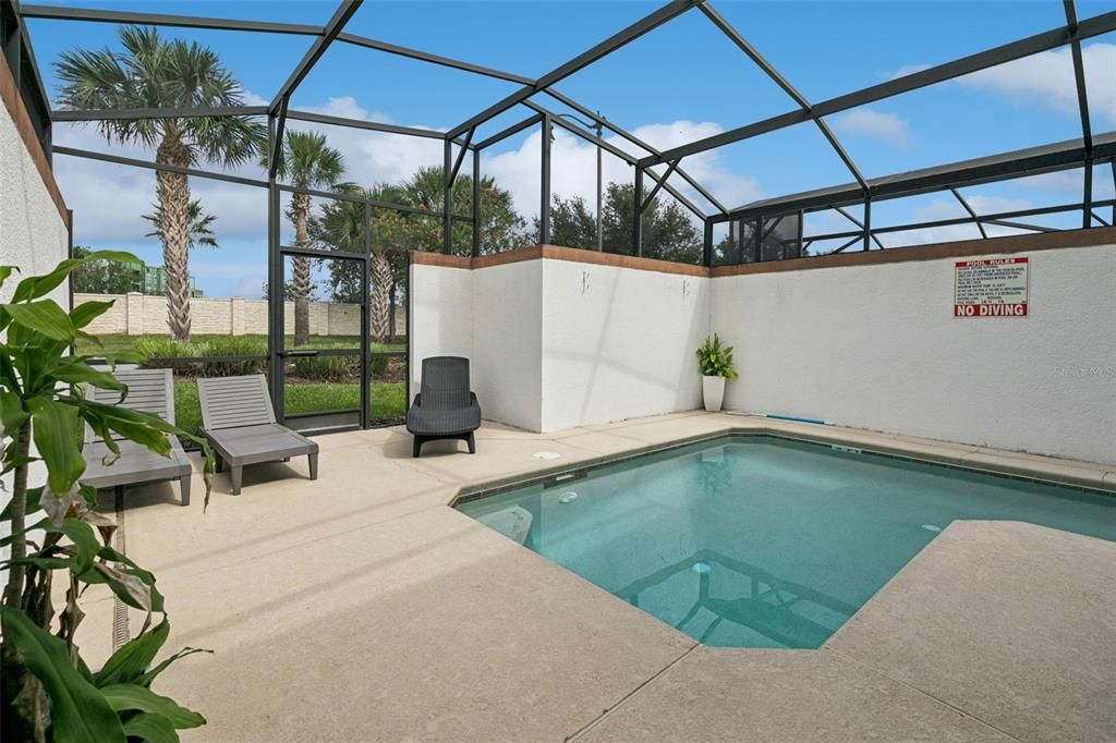 For Sale: $434,900 (4 beds, 3 baths, 1914 Square Feet)