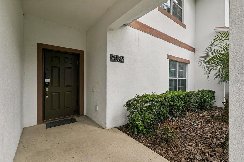 For Sale: $434,900 (4 beds, 3 baths, 1914 Square Feet)