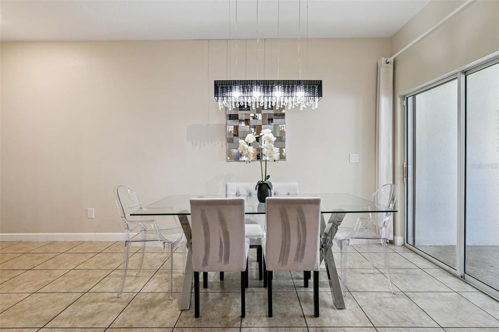 For Sale: $434,900 (4 beds, 3 baths, 1914 Square Feet)