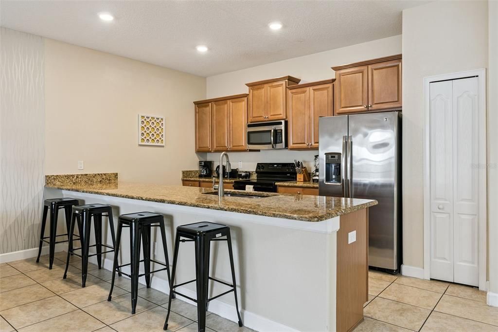 For Sale: $434,900 (4 beds, 3 baths, 1914 Square Feet)