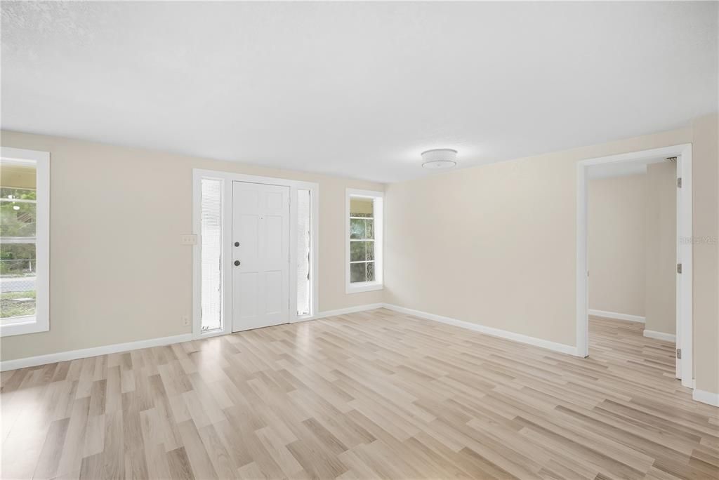 В аренду: $2,195 (3 спален, 2 ванн, 1610 Квадратных фут)