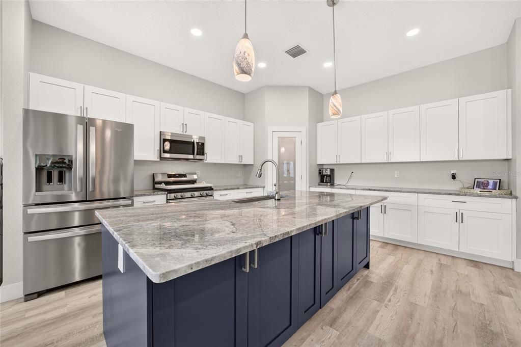 For Sale: $659,900 (4 beds, 3 baths, 2779 Square Feet)
