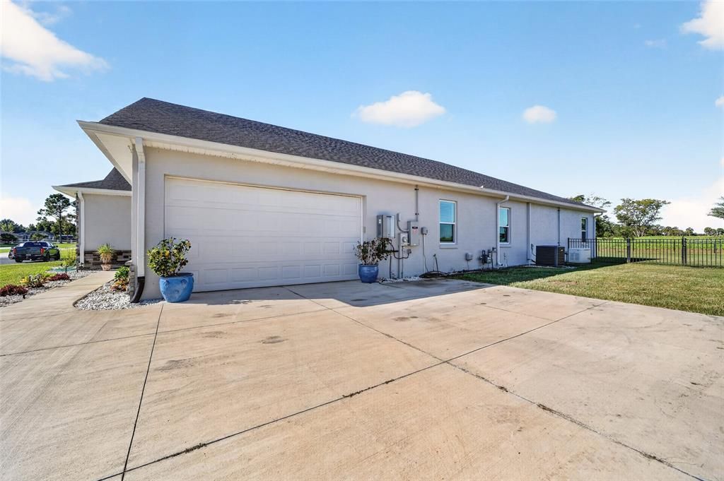 For Sale: $659,900 (4 beds, 3 baths, 2779 Square Feet)
