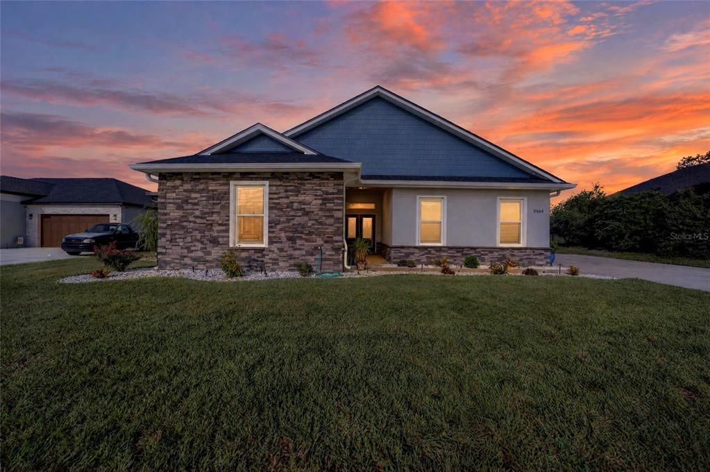 For Sale: $659,900 (4 beds, 3 baths, 2779 Square Feet)