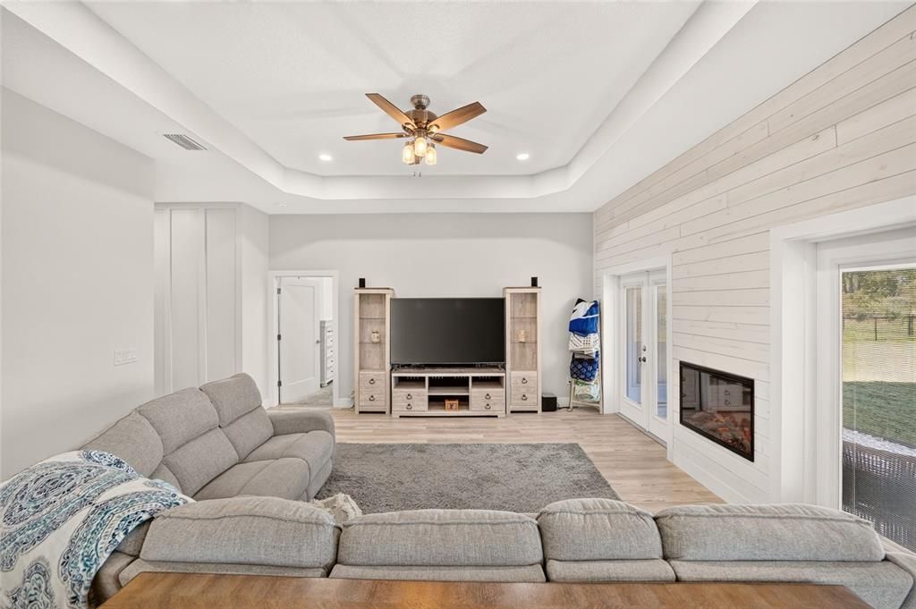 For Sale: $659,900 (4 beds, 3 baths, 2779 Square Feet)