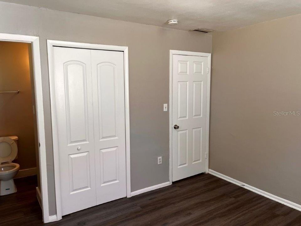 For Rent: $1,650 (3 beds, 2 baths, 1000 Square Feet)