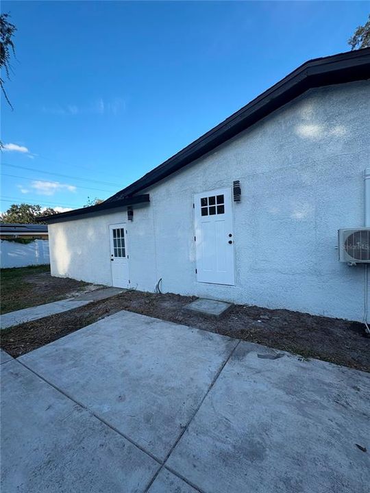 For Sale: $360,000 (4 beds, 3 baths, 1404 Square Feet)