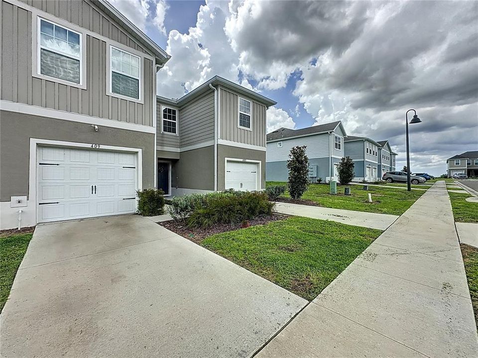 For Rent: $1,750 (3 beds, 2 baths, 1413 Square Feet)