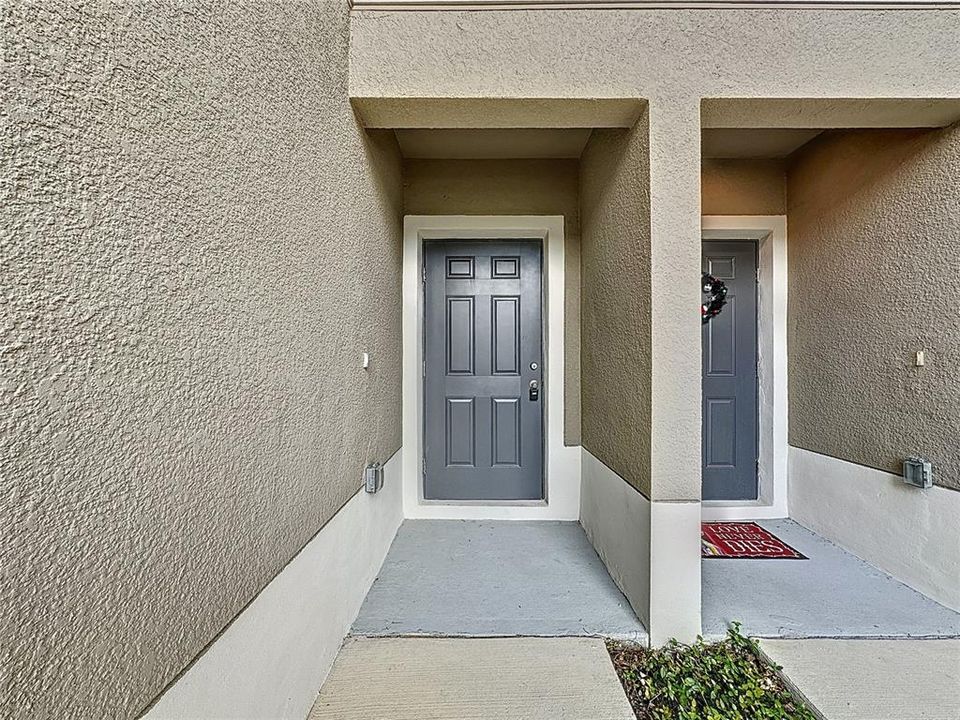 For Rent: $1,750 (3 beds, 2 baths, 1413 Square Feet)