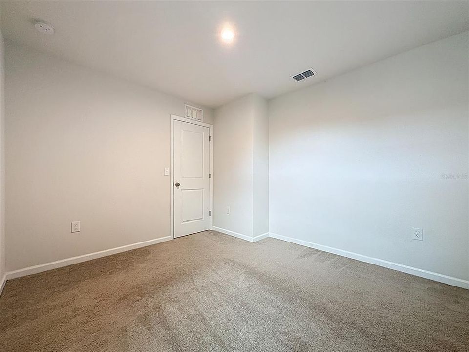 For Rent: $1,750 (3 beds, 2 baths, 1413 Square Feet)