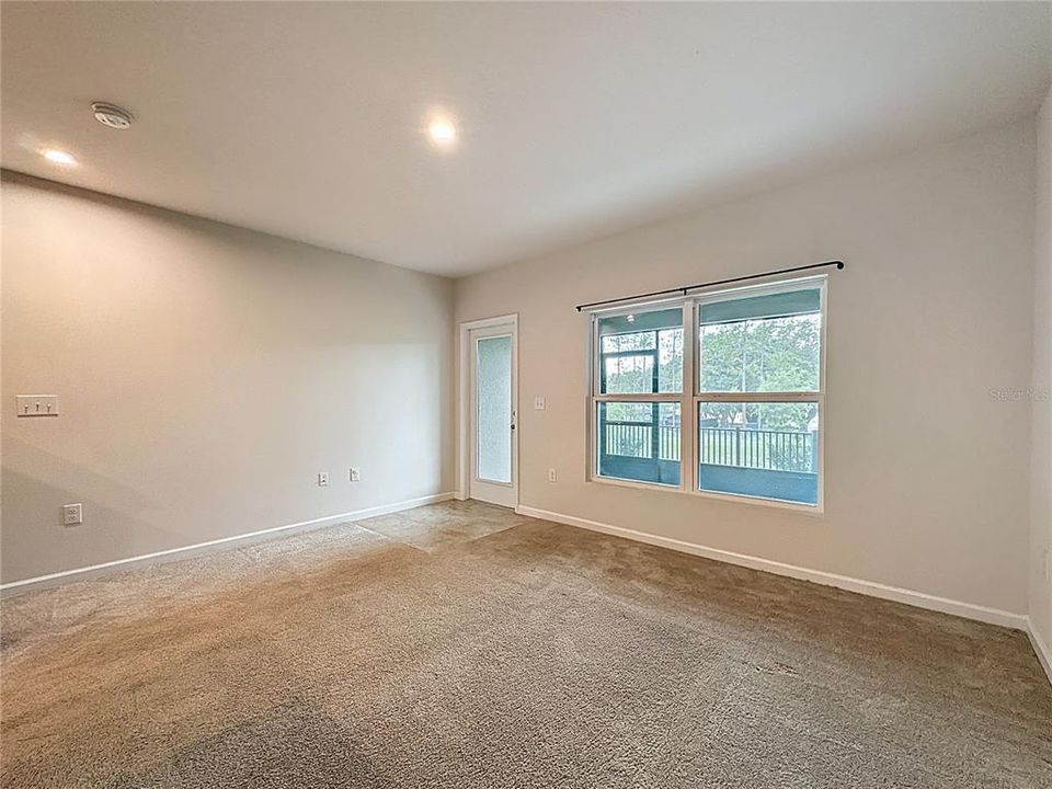 For Rent: $1,750 (3 beds, 2 baths, 1413 Square Feet)