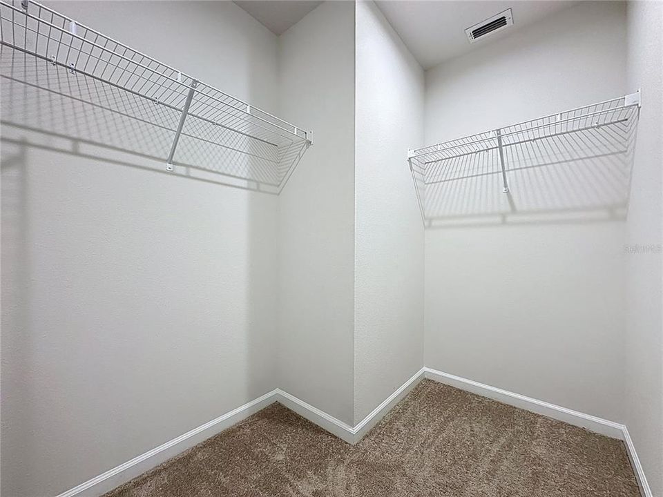 For Rent: $1,750 (3 beds, 2 baths, 1413 Square Feet)