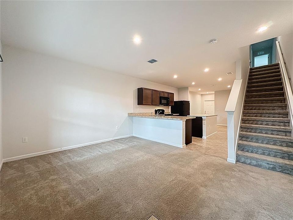 For Rent: $1,750 (3 beds, 2 baths, 1413 Square Feet)