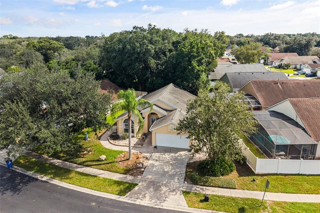 For Sale: $349,900 (3 beds, 2 baths, 1481 Square Feet)