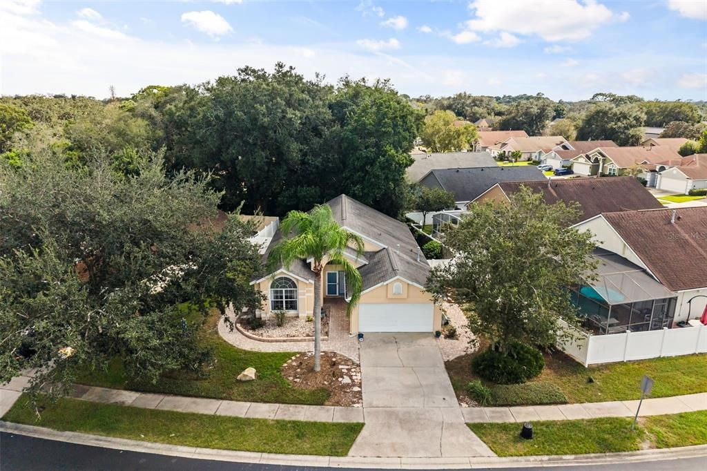 For Sale: $349,900 (3 beds, 2 baths, 1481 Square Feet)