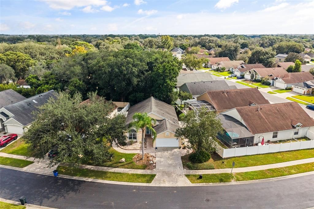 For Sale: $349,900 (3 beds, 2 baths, 1481 Square Feet)