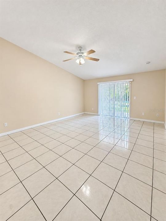 For Sale: $429,000 (6 beds, 0 baths, 2307 Square Feet)