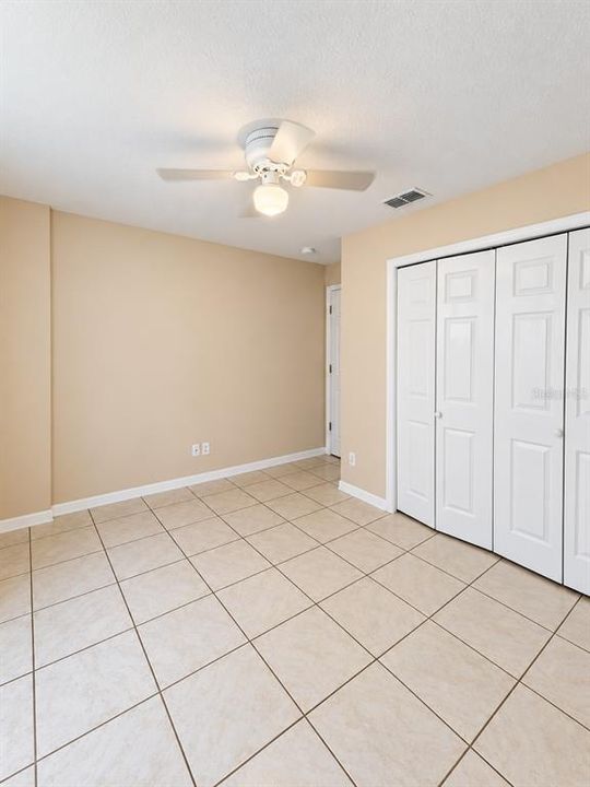 For Sale: $429,000 (6 beds, 0 baths, 2307 Square Feet)