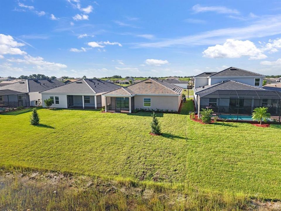 For Rent: $2,400 (4 beds, 2 baths, 2112 Square Feet)