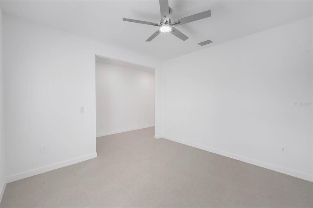 For Rent: $2,400 (4 beds, 2 baths, 2112 Square Feet)