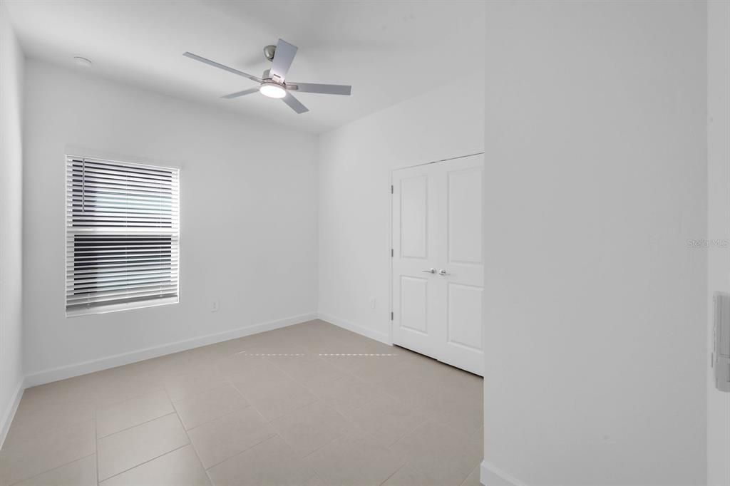 For Rent: $2,400 (4 beds, 2 baths, 2112 Square Feet)