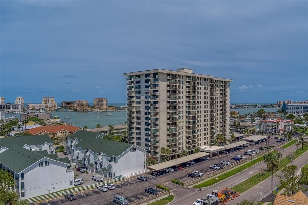 For Rent: $3,200 (2 beds, 2 baths, 1300 Square Feet)