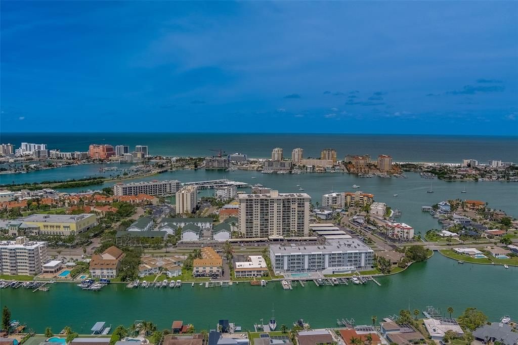 For Rent: $3,200 (2 beds, 2 baths, 1300 Square Feet)