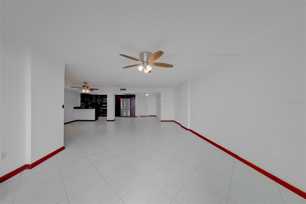 For Rent: $3,200 (2 beds, 2 baths, 1300 Square Feet)