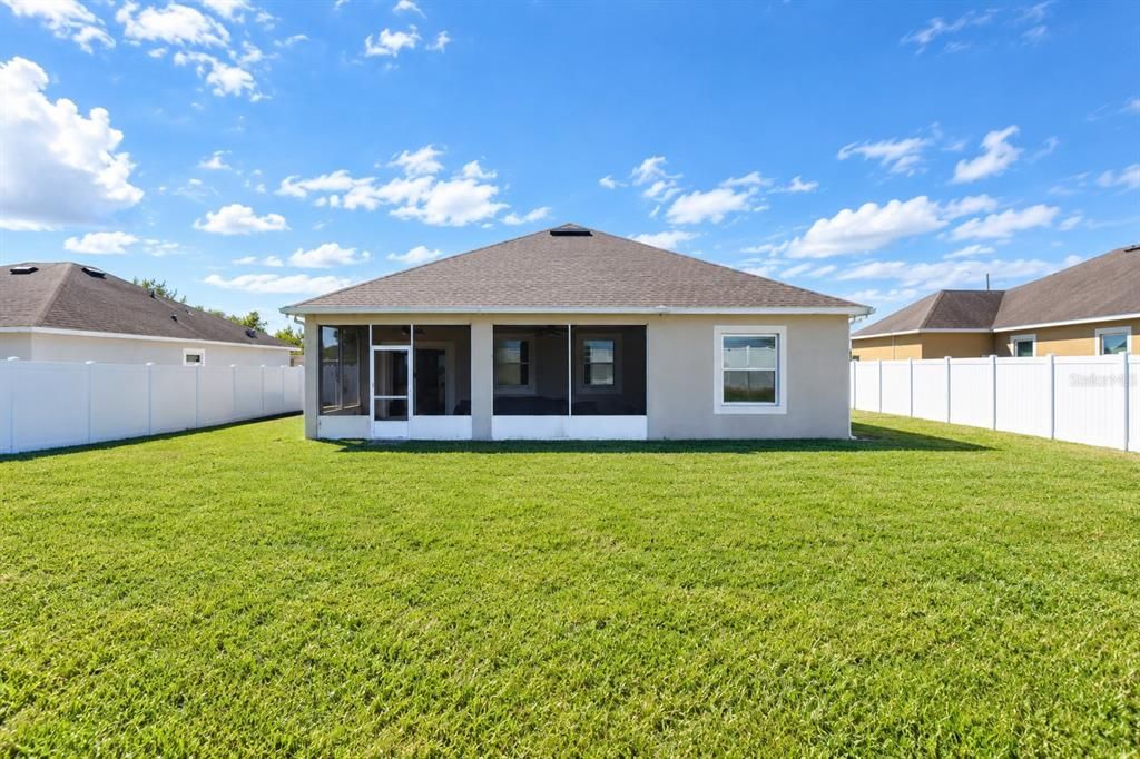 For Sale: $325,000 (3 beds, 2 baths, 1634 Square Feet)