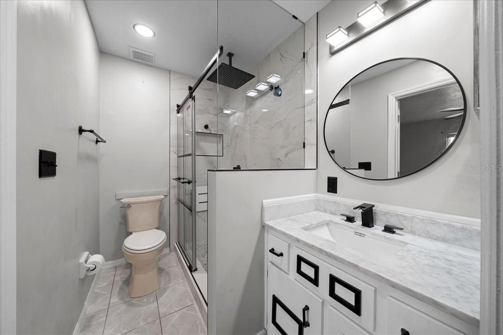 For Rent: $1,695 (3 beds, 2 baths, 1290 Square Feet)