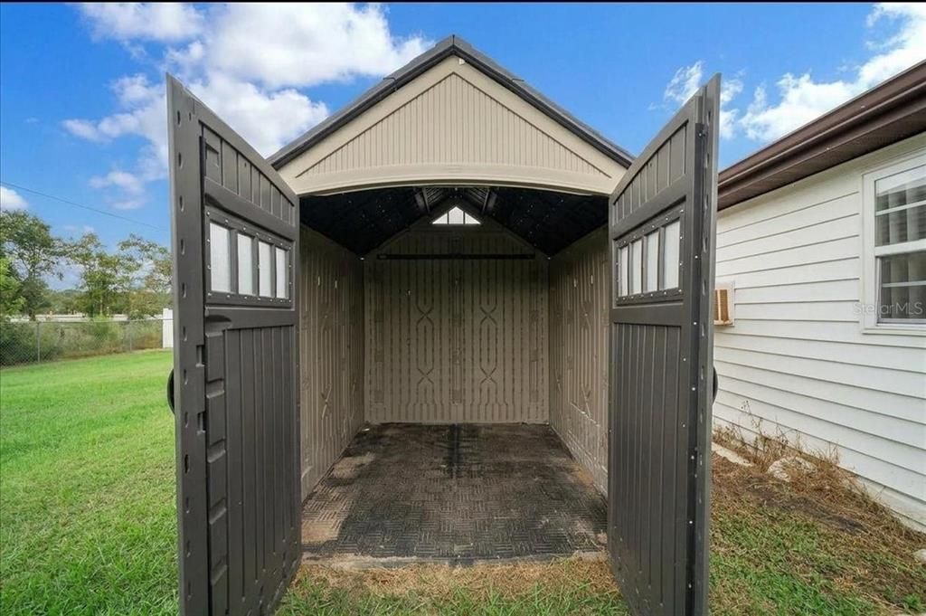 For Rent: $1,695 (3 beds, 2 baths, 1290 Square Feet)