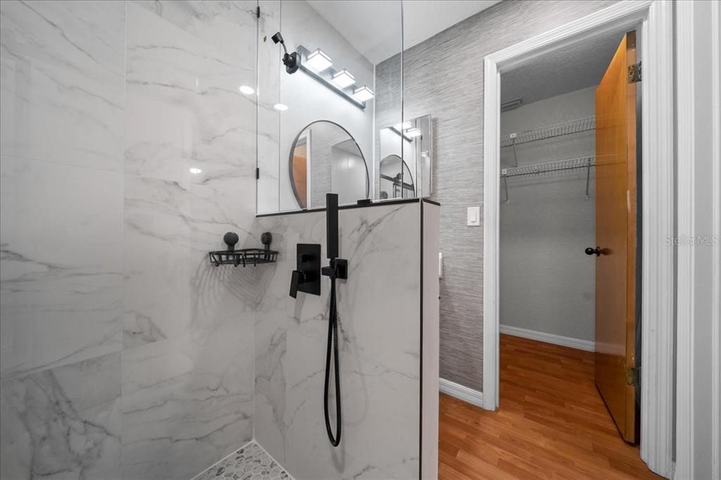 For Rent: $1,695 (3 beds, 2 baths, 1290 Square Feet)