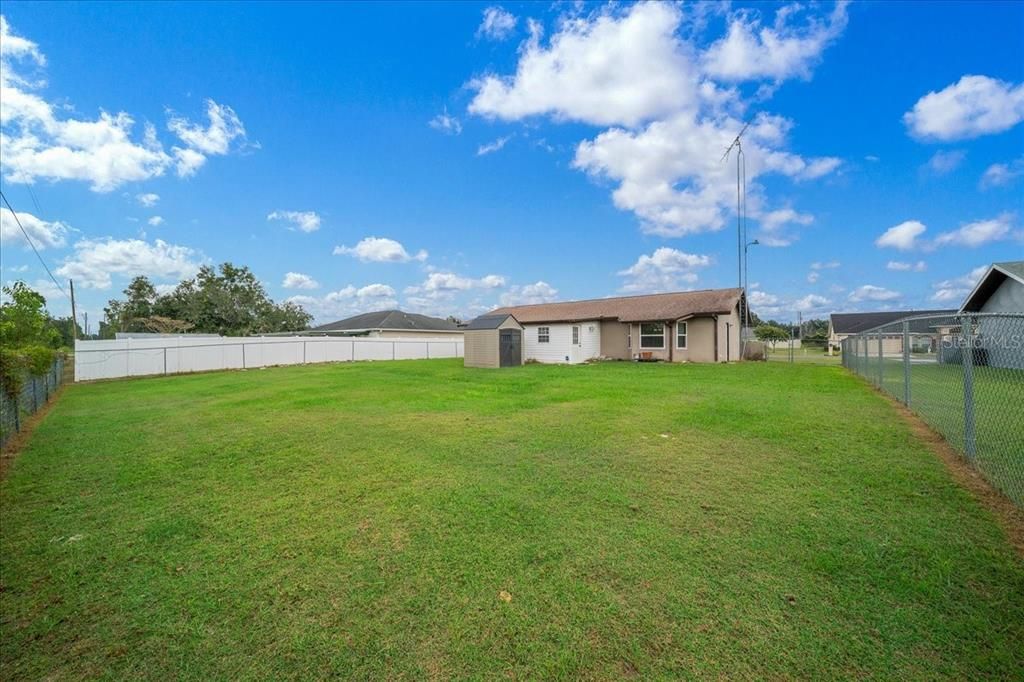 For Rent: $1,695 (3 beds, 2 baths, 1290 Square Feet)