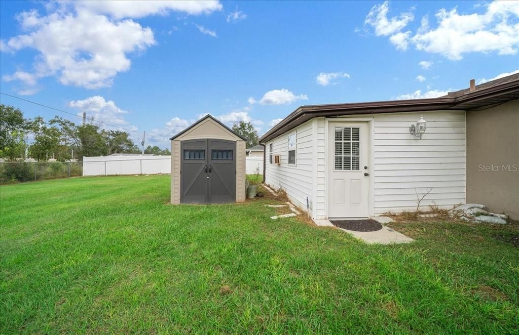 For Rent: $1,695 (3 beds, 2 baths, 1290 Square Feet)