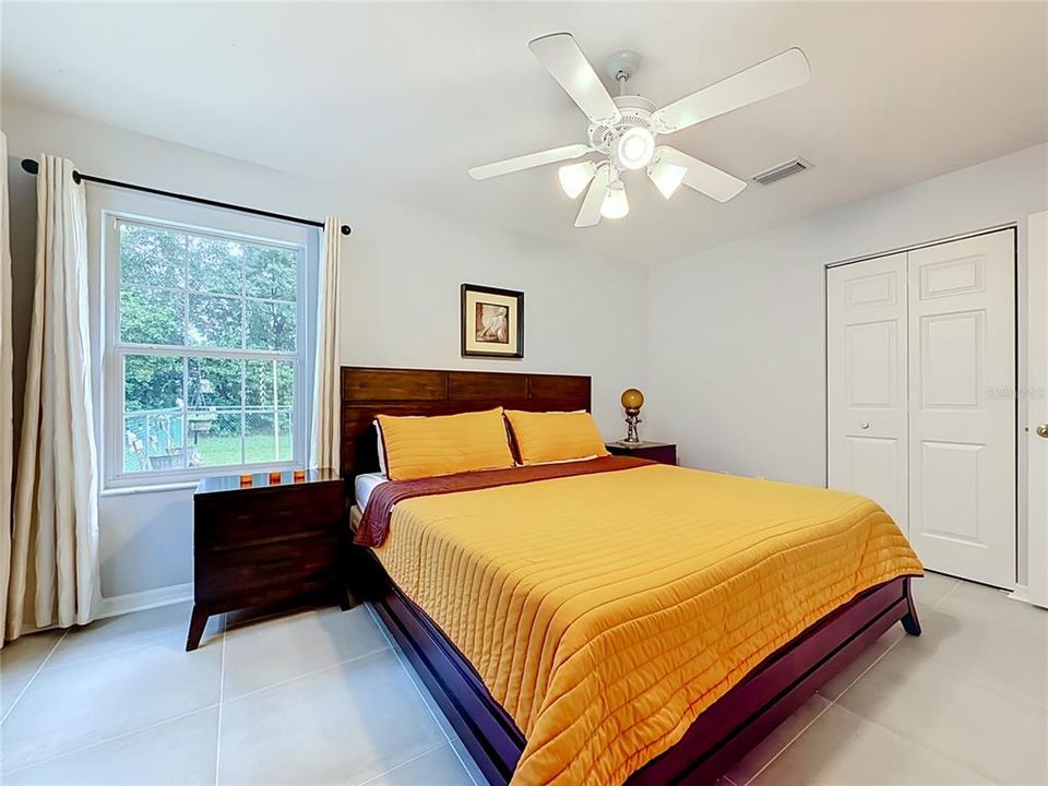 En Venta: $449,900 (4 camas, 2 baños, 2660 Pies cuadrados)