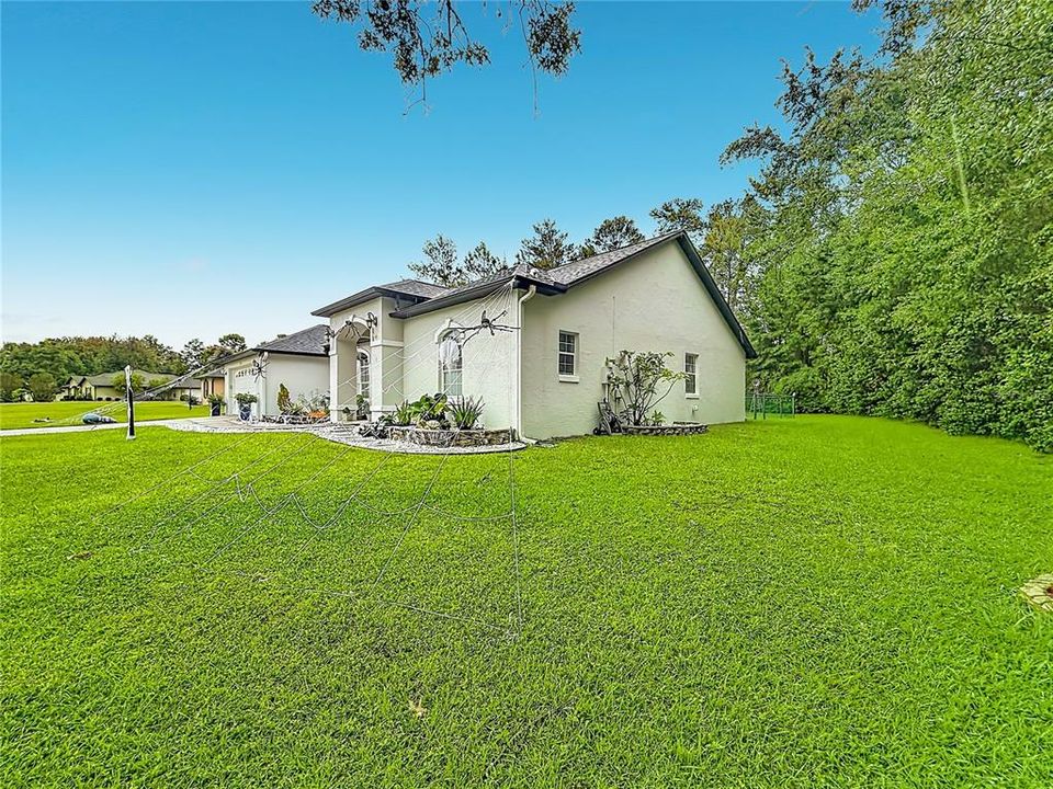 En Venta: $449,900 (4 camas, 2 baños, 2660 Pies cuadrados)