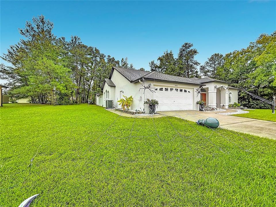 En Venta: $449,900 (4 camas, 2 baños, 2660 Pies cuadrados)