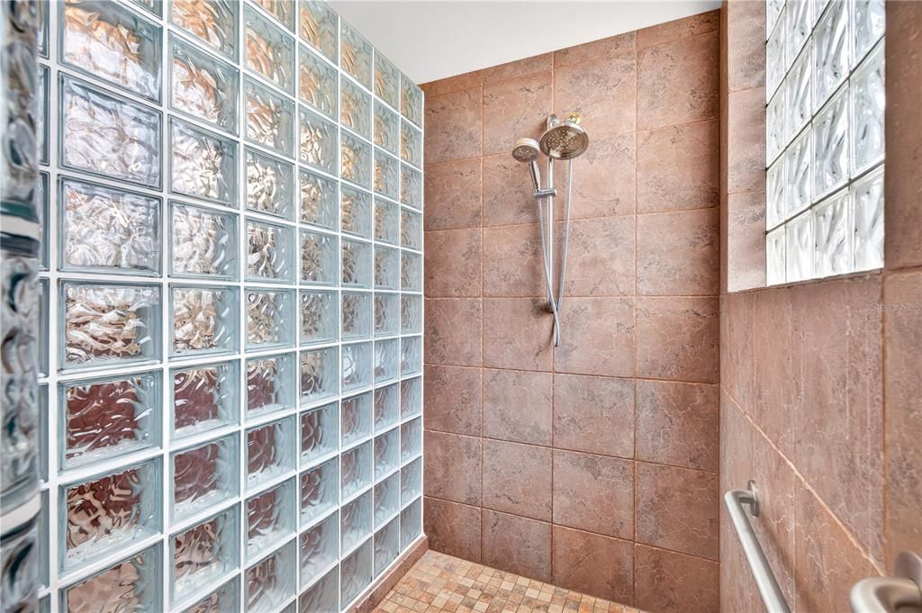 На продажу: $649,900 (3 спален, 3 ванн, 2903 Квадратных фут)