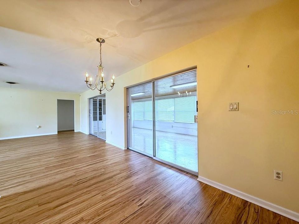 На продажу: $339,000 (3 спален, 2 ванн, 1917 Квадратных фут)
